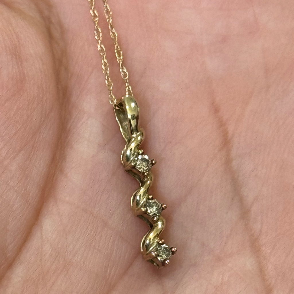 10k Yellow Gold With Genuine Champagne Diamonds